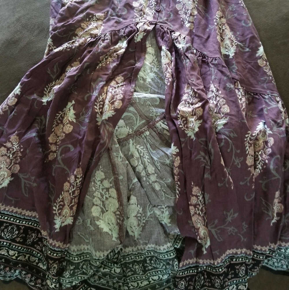 Skirt - Picture 3 of 3